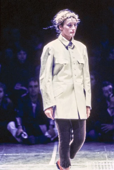 Look 4
